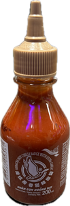 Sriracha hot chilli sauce extra garlic