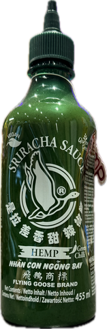 Sriracha hot green chilli sauce